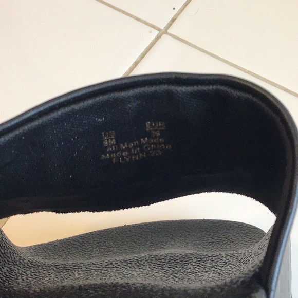 HOST PICK ‘Circus by Sam Edelman’ Unisex Casual Slides - Picture 6 of 7